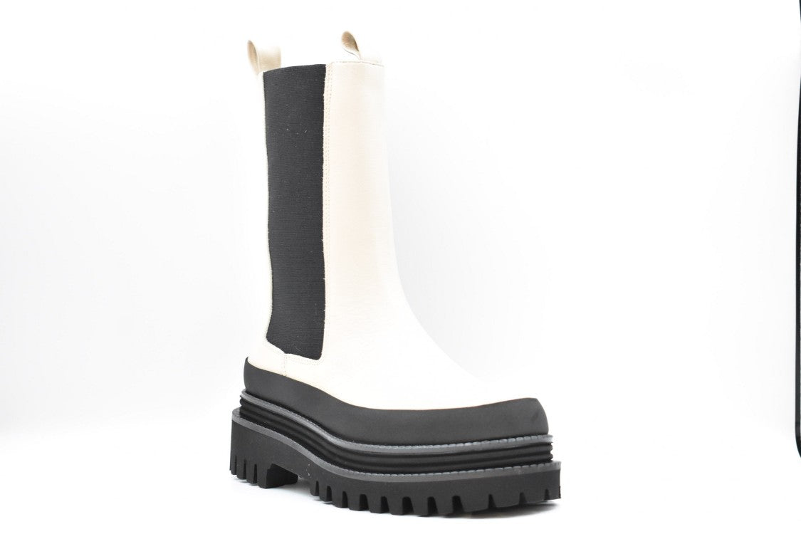 Platform Flat Shoes With Contrasting Elastic Panel