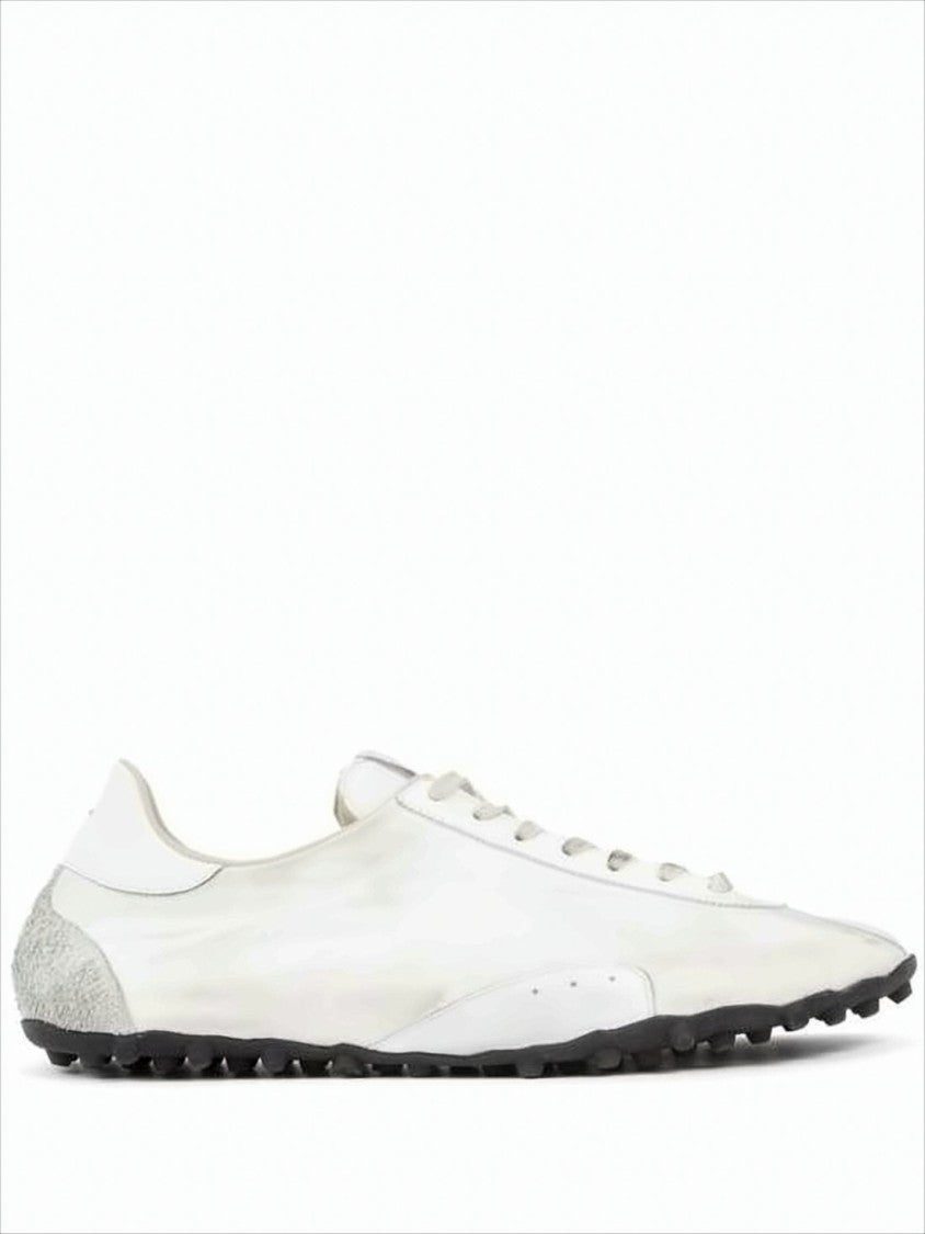 Sleek Low-Profile Sneakers With Textured Suede Accents