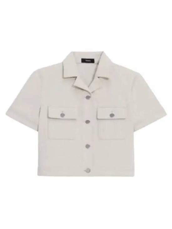 Cropped Short-Sleeve Shirt with Classic Collar and Flap Pockets