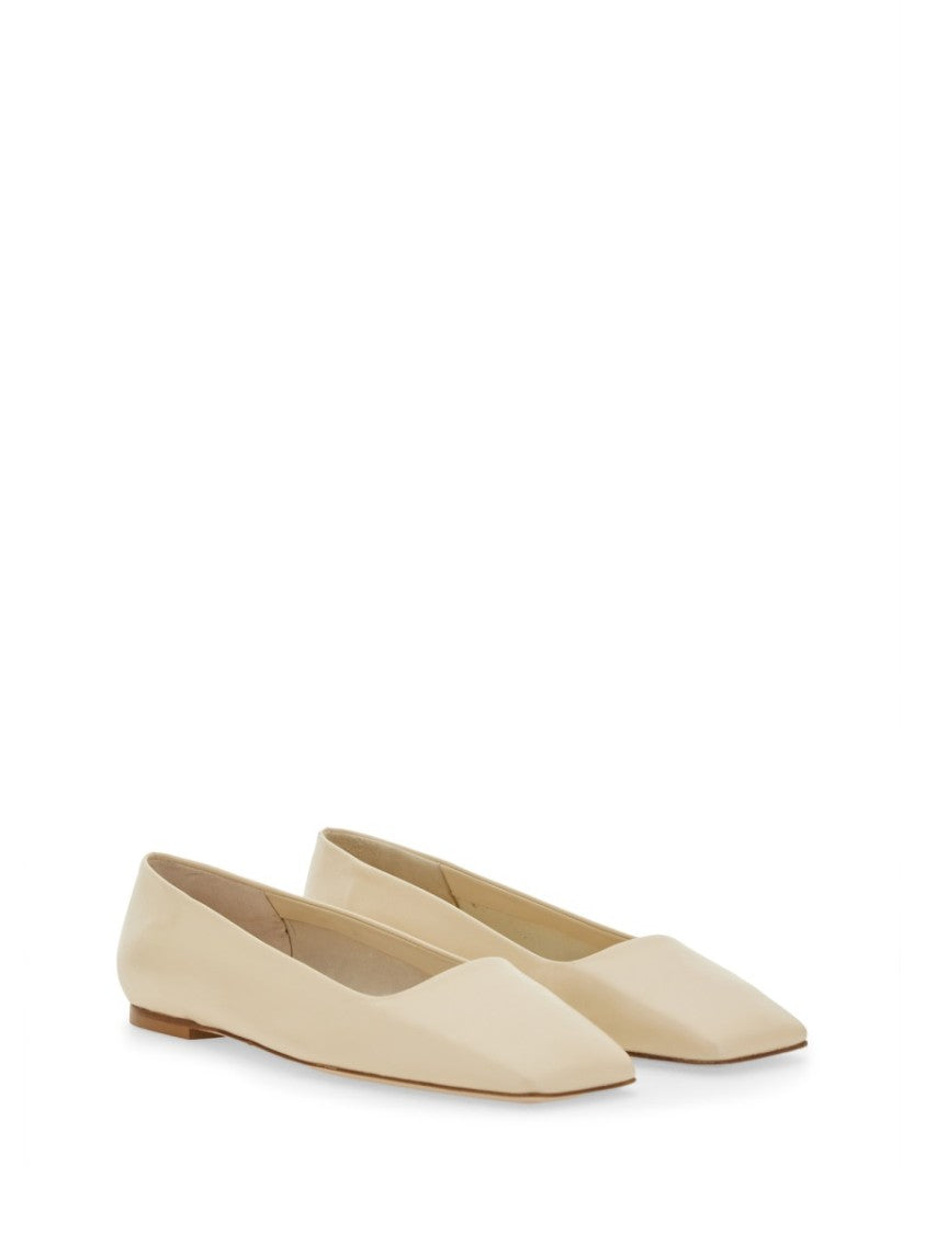 Dancer "Crazy" Pointed Toe Leather Flats