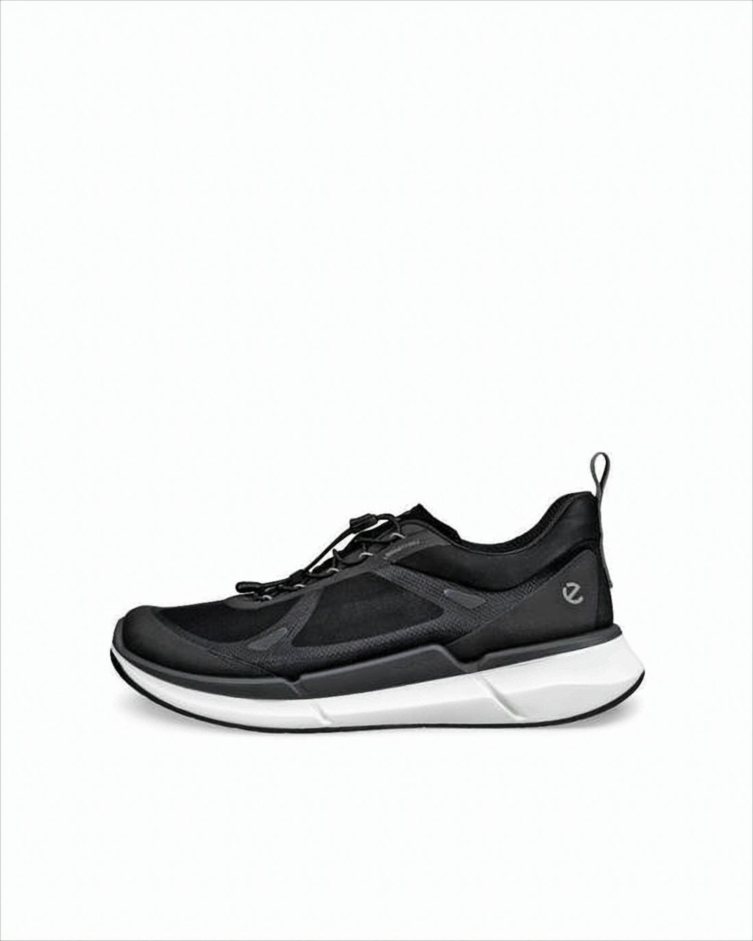 Low-Top Sneakers with Streamlined Silhouette