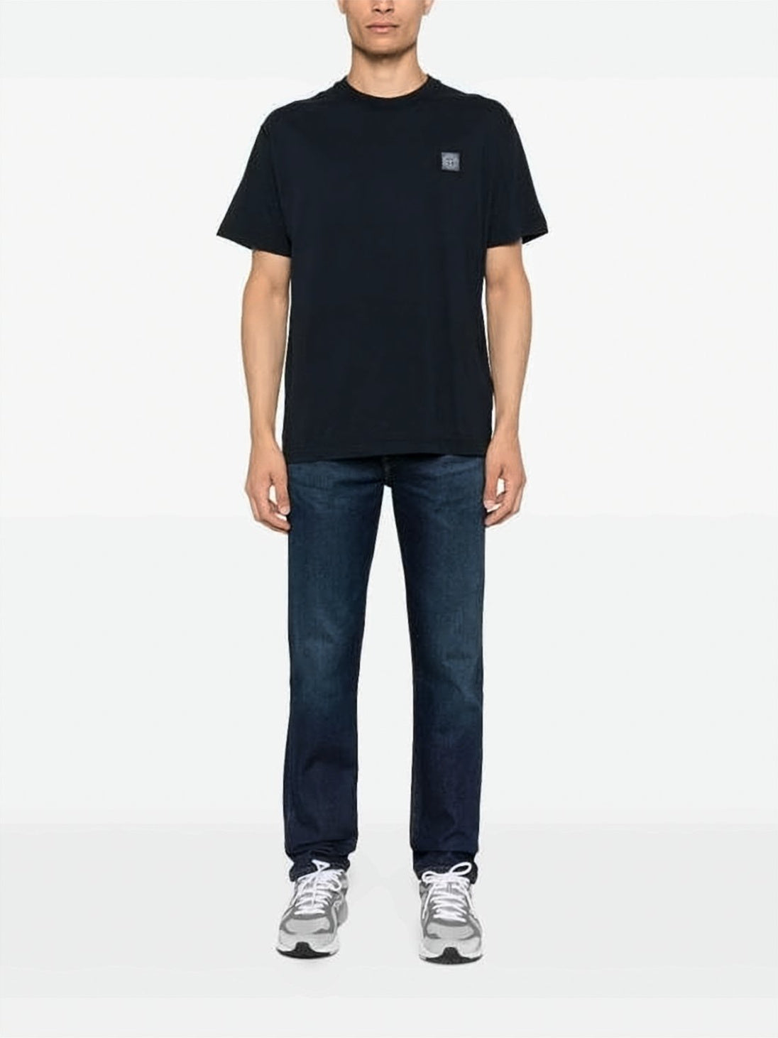 Crew Neck T-Shirt in Solid Black