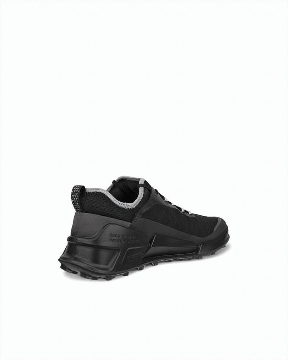 Breathable Mesh Low-Profile Ecco Sneakers