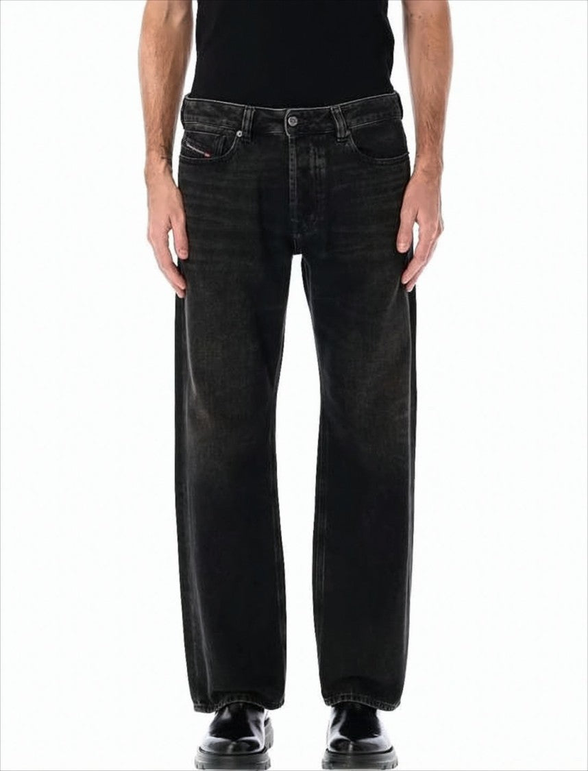 Relaxed Fit Straight-Leg Denim Pants