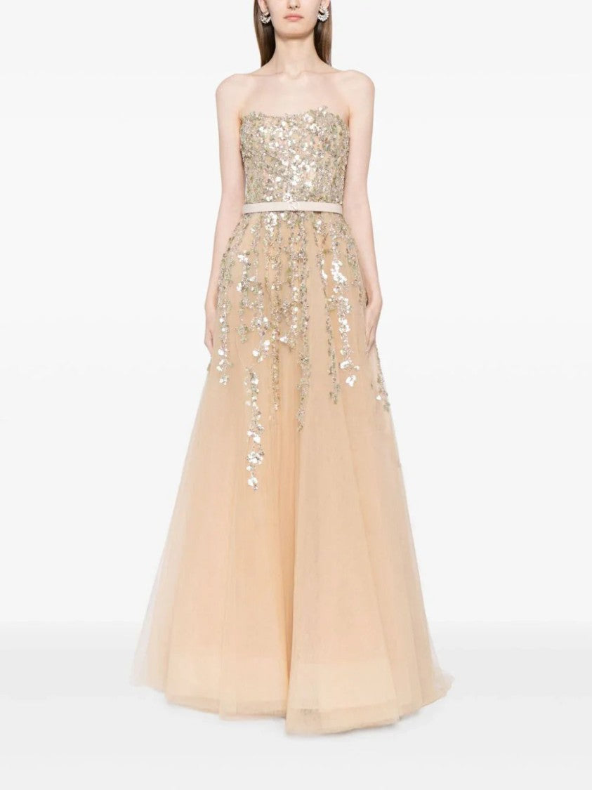 Tulle Stapless Dress With A Dotted Beading
