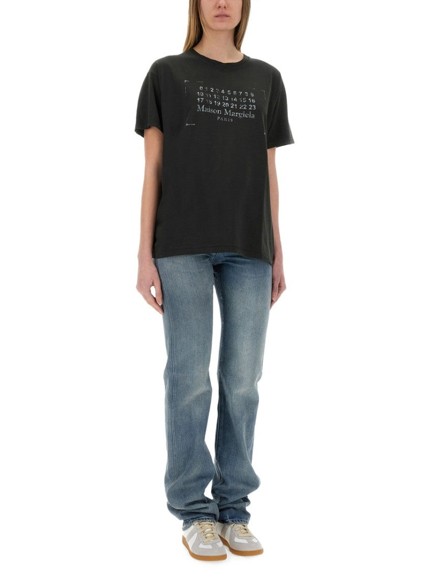 "Straight" Jeans