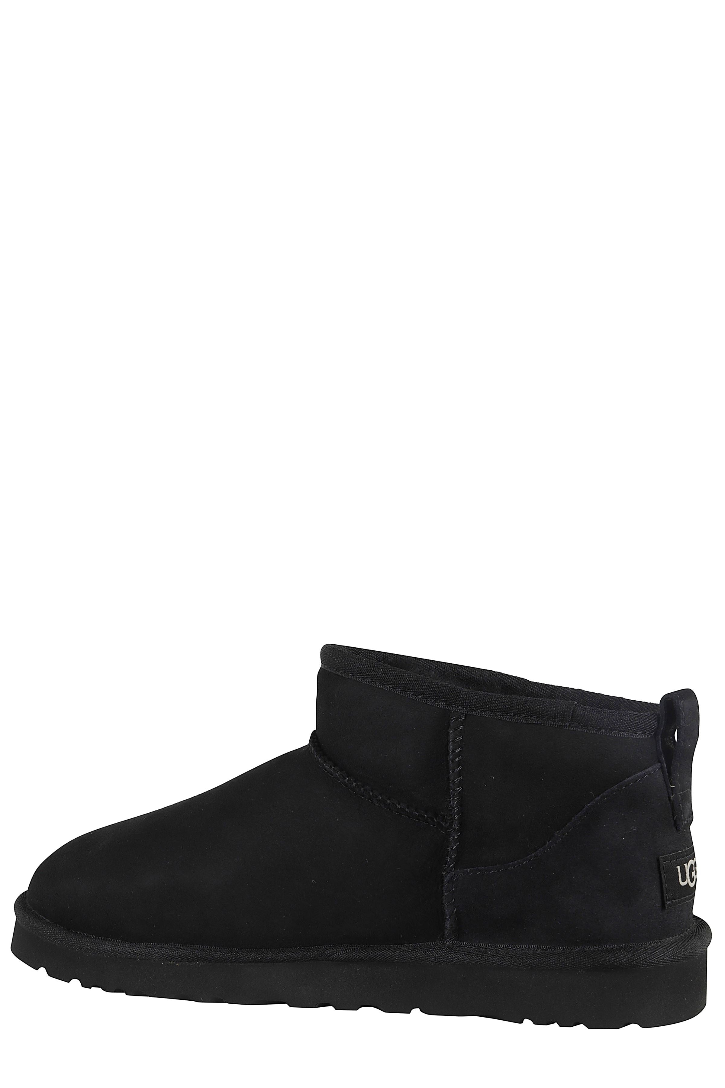 M Classic Ultra Mini Boot