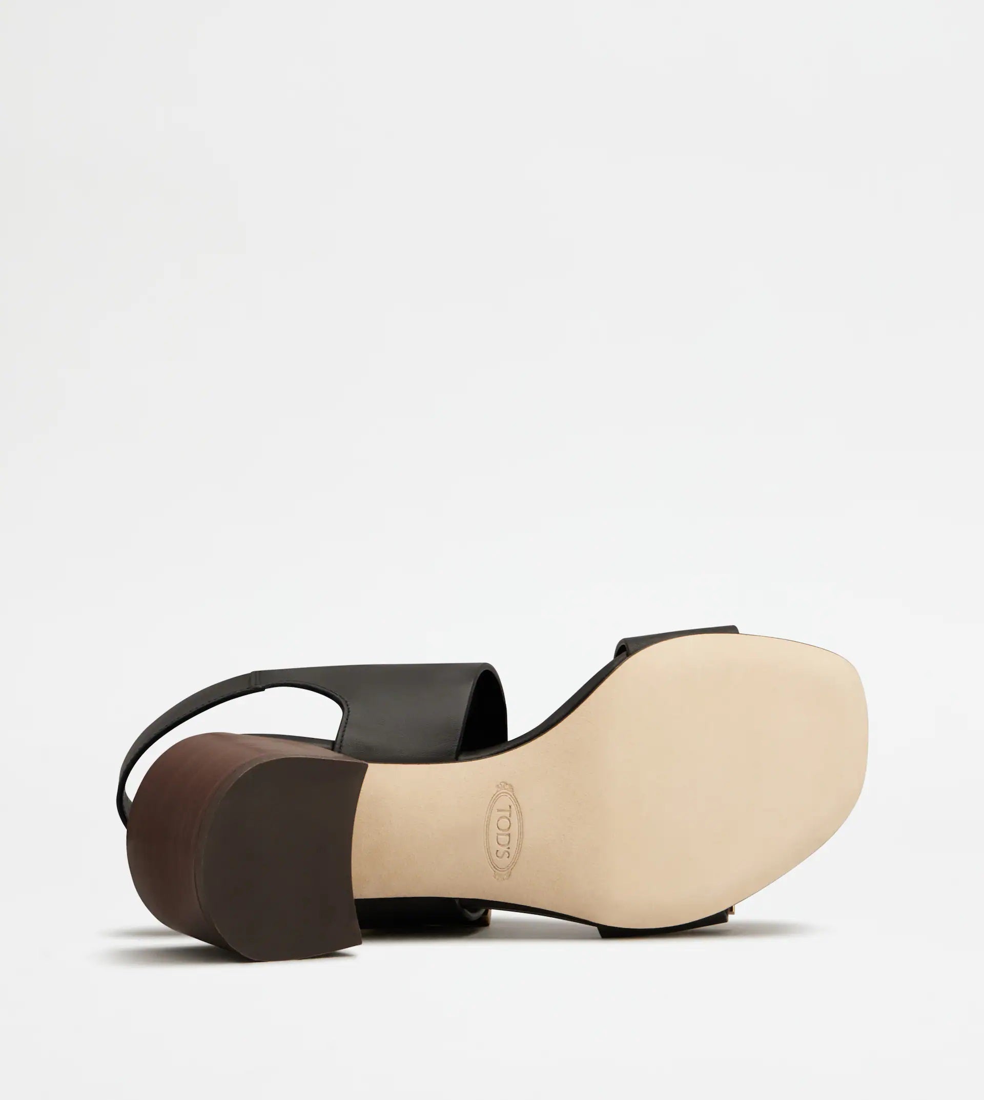 Sand. Cuoio T55 03L Metal Strap Sandals