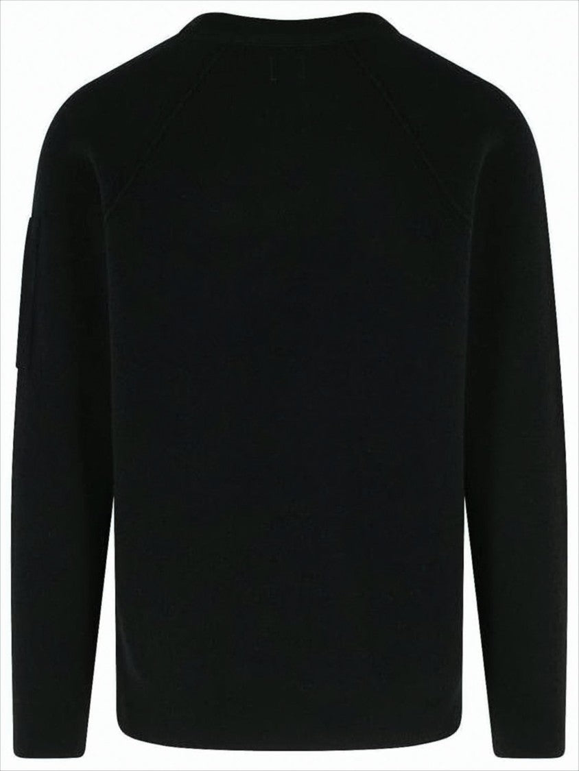 Minimalist Black Wool Sweater With Subtle Logo Patch
