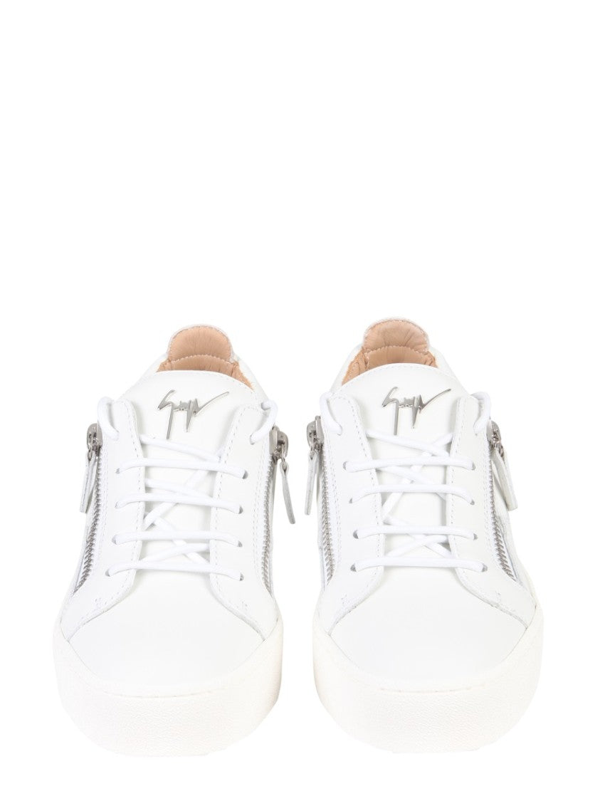 Frankie Sneakers