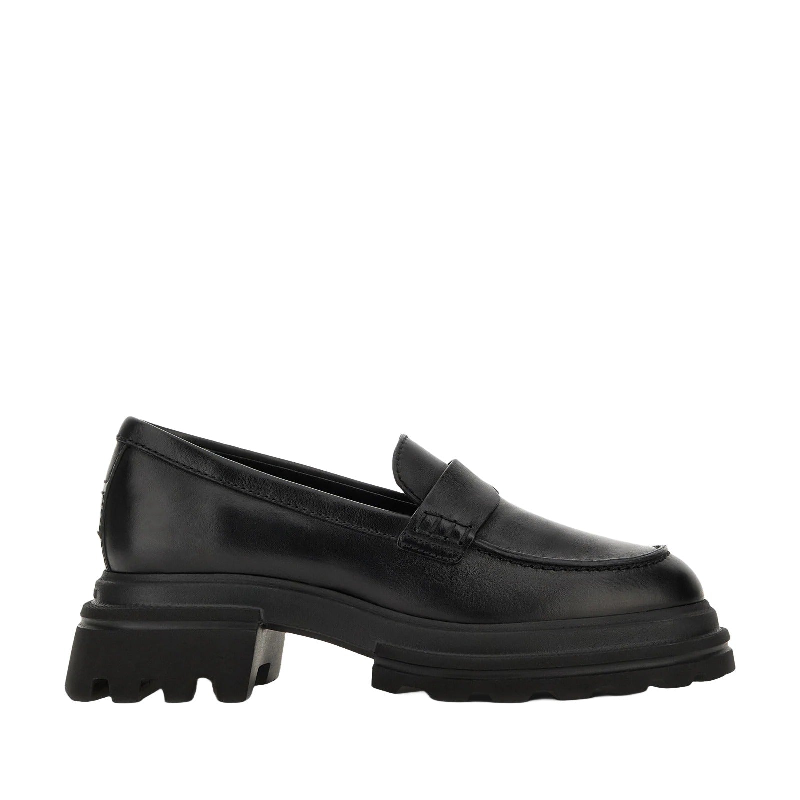 Luxe Black Calfskin Loafers With Refined Details