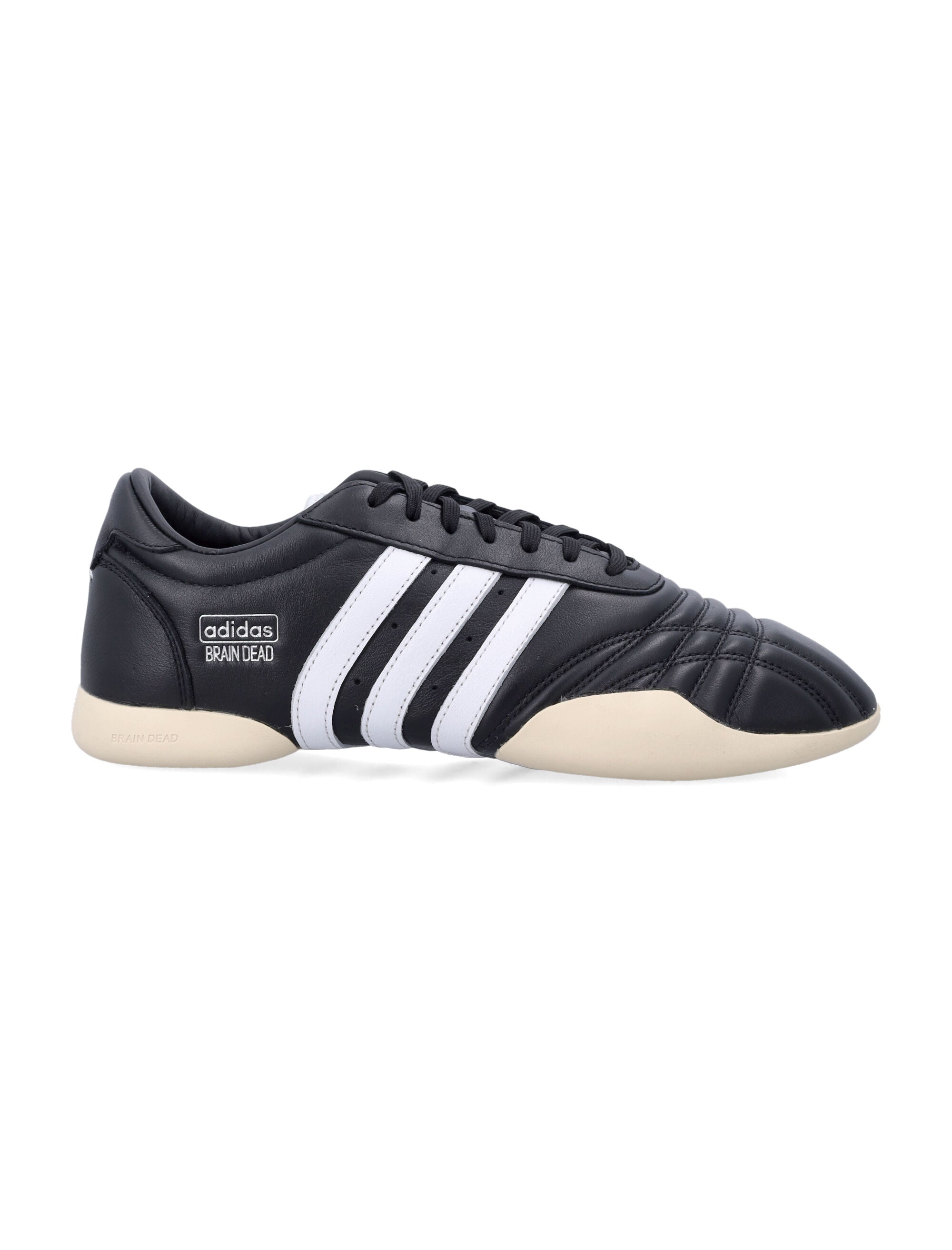 Taekwondo Sneakers With Contrasting Stripes