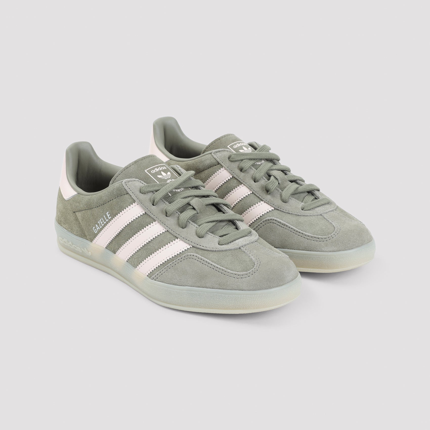 Low-Top Sneakers in Soft Green Suede