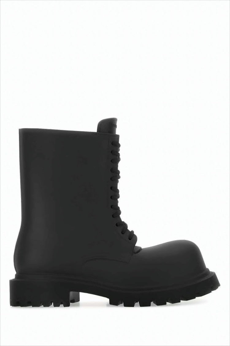 Chunky High Ankle Boots with Textured Sole
