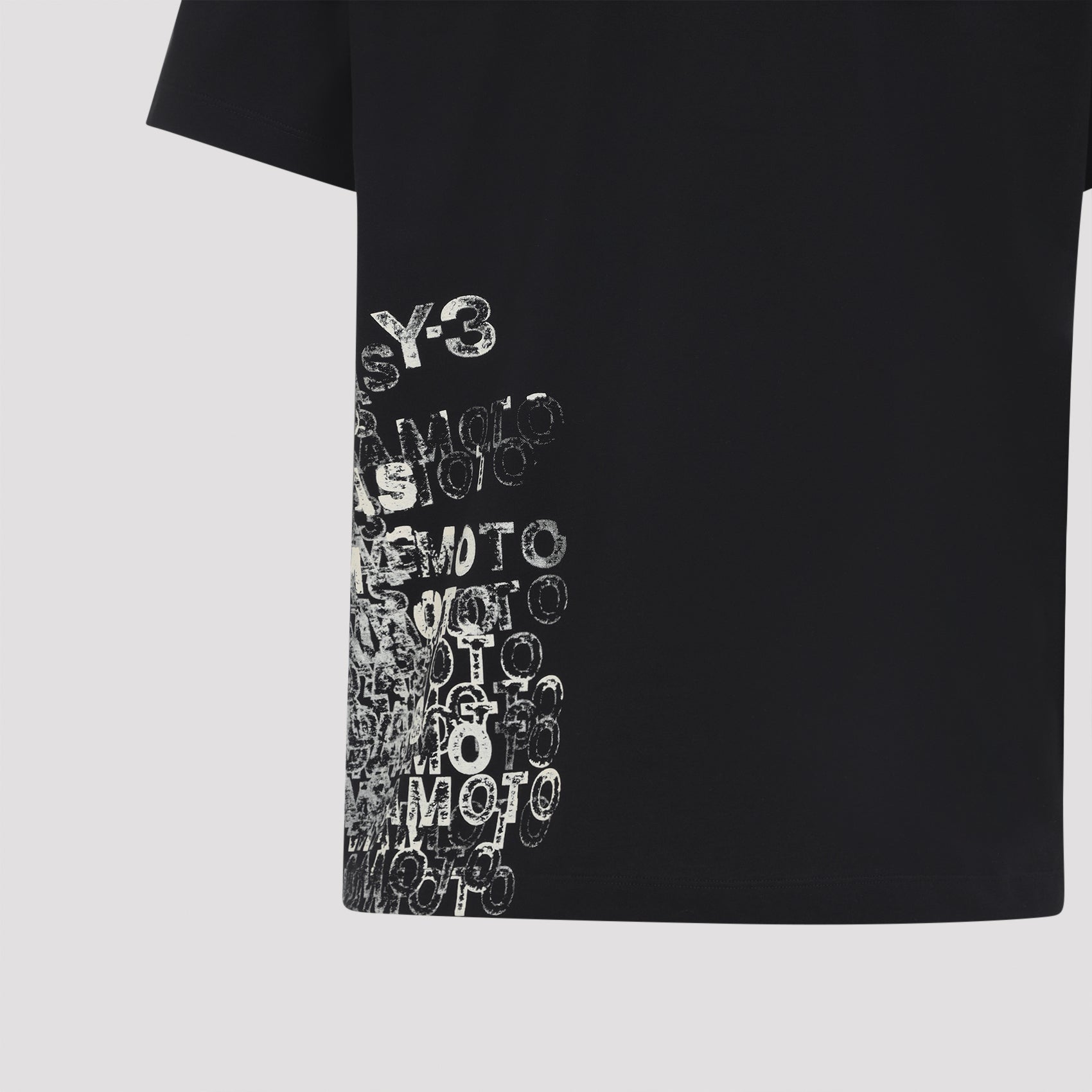 KR2223 Graphic Print T-Shirt with Classic Crew Neck