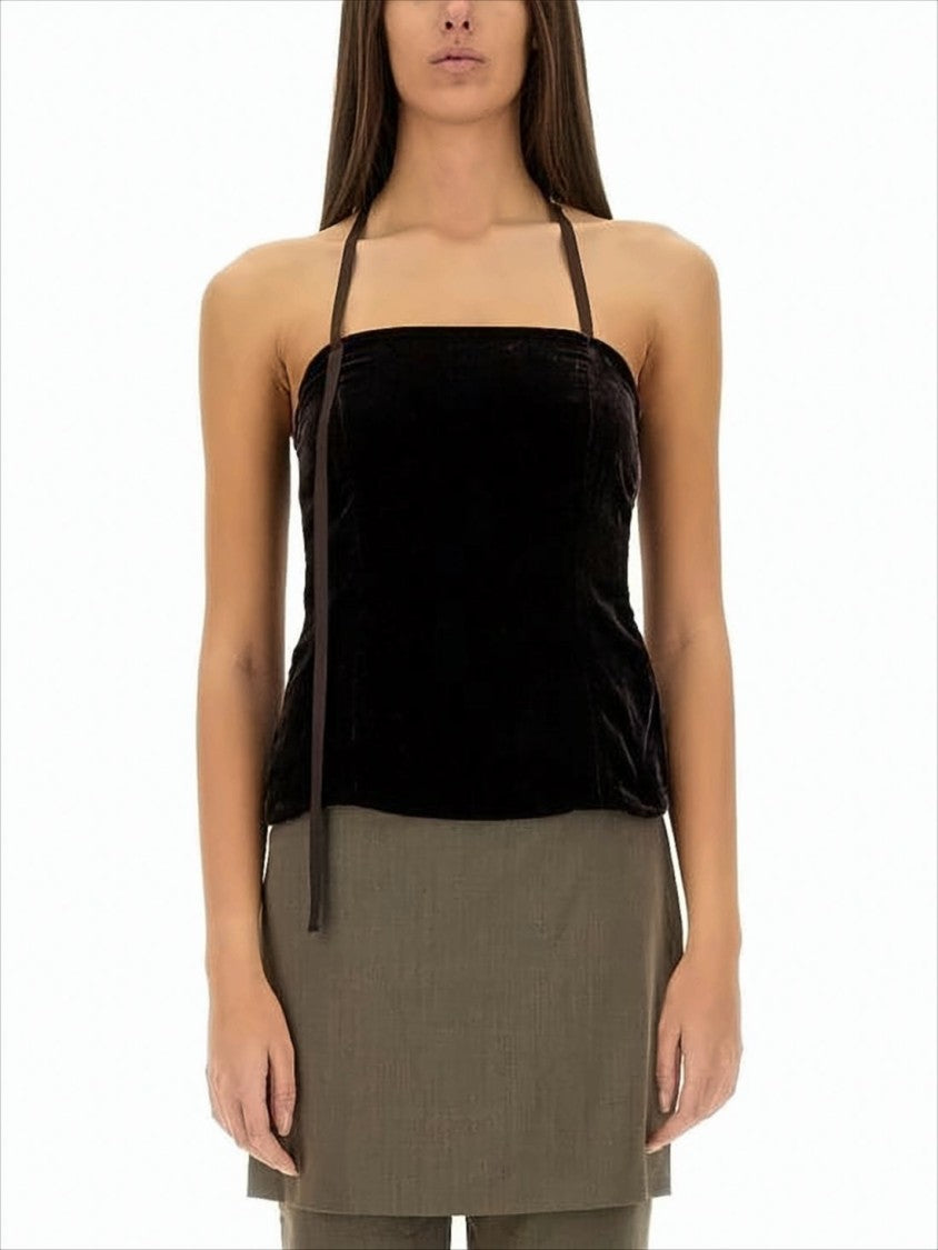 Strapless Black Sleeveless Top With Subtle Sheen