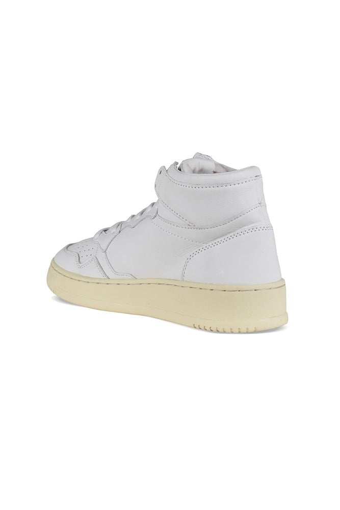 Medalist Mid Sneakers