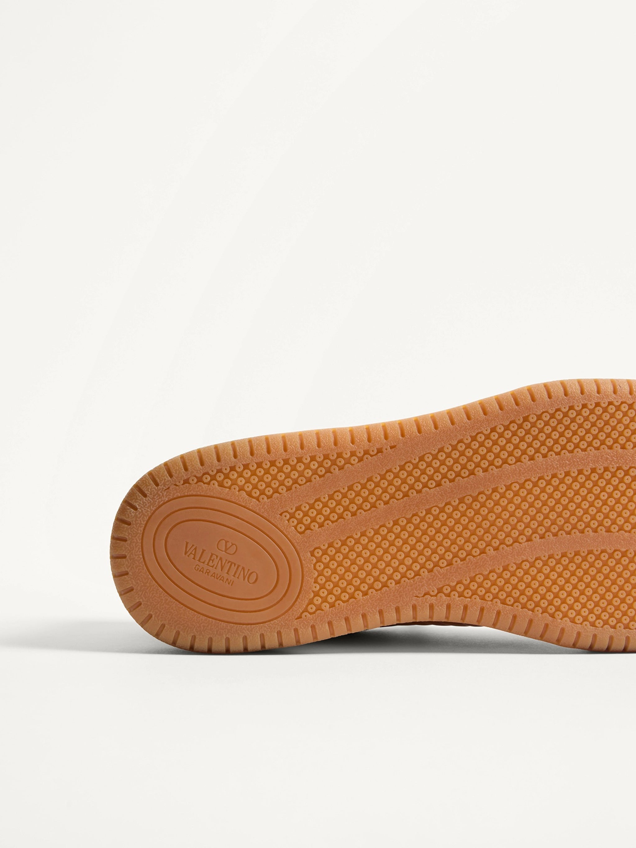 Tan Sneakers Low-Top Smooth Leather Sneakers