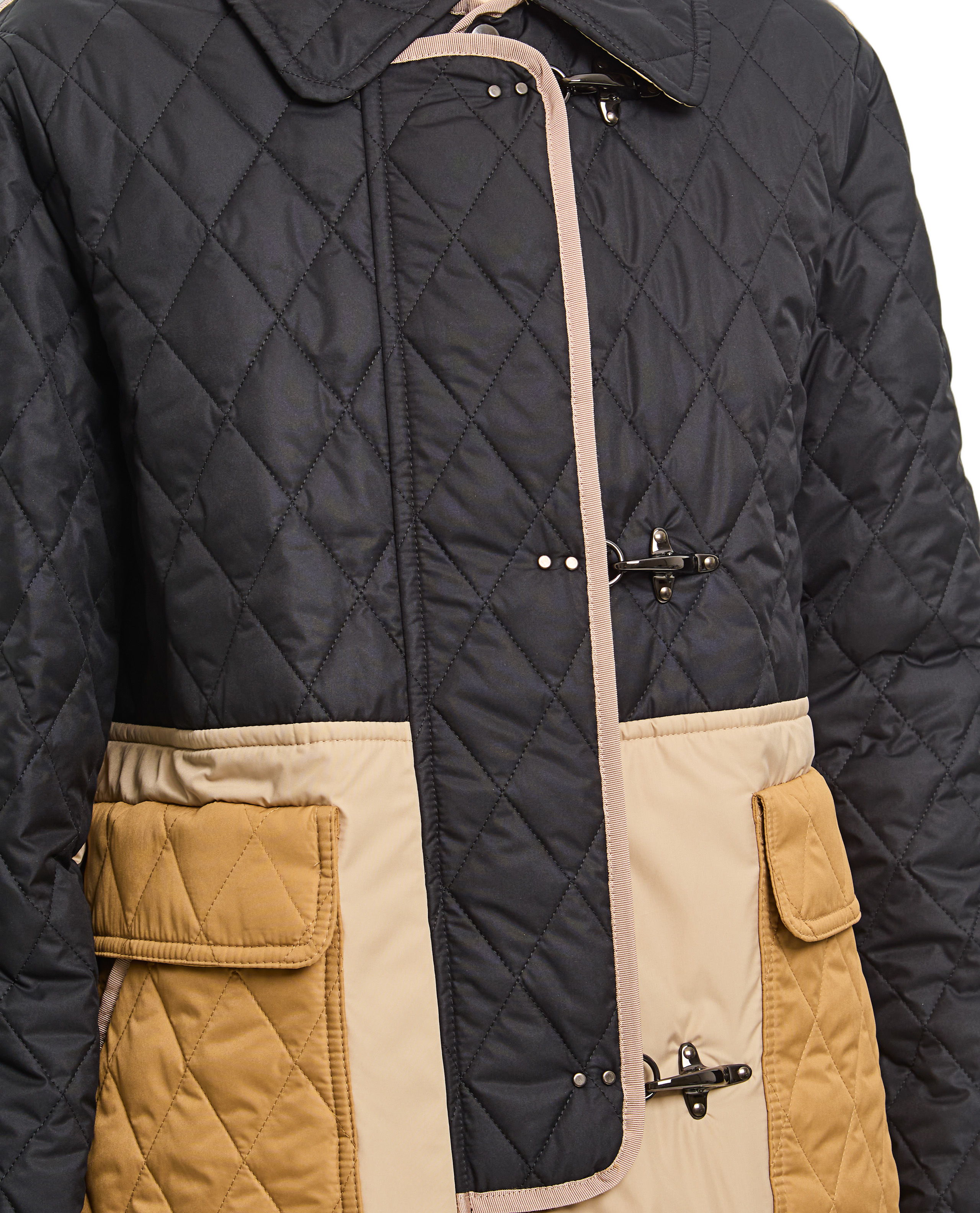 Boxy Quilted Jacket With Color-Blocked Design