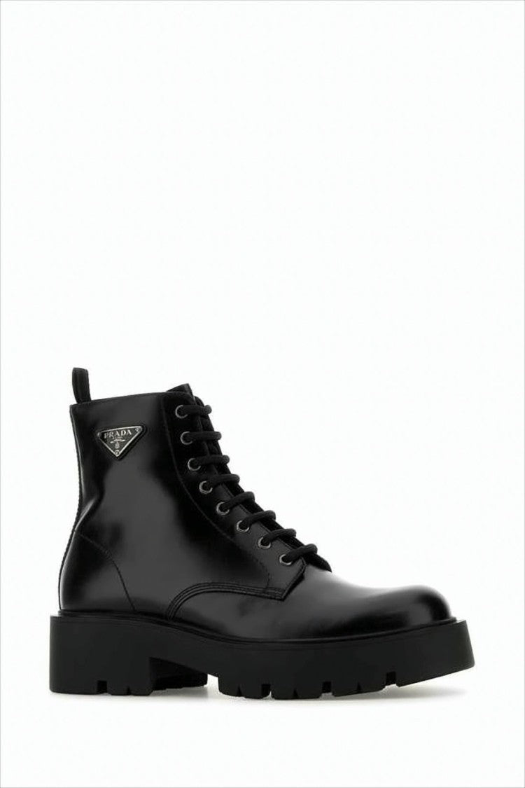 Black Calf Leather Ankle Boots With Lace-Up Detail