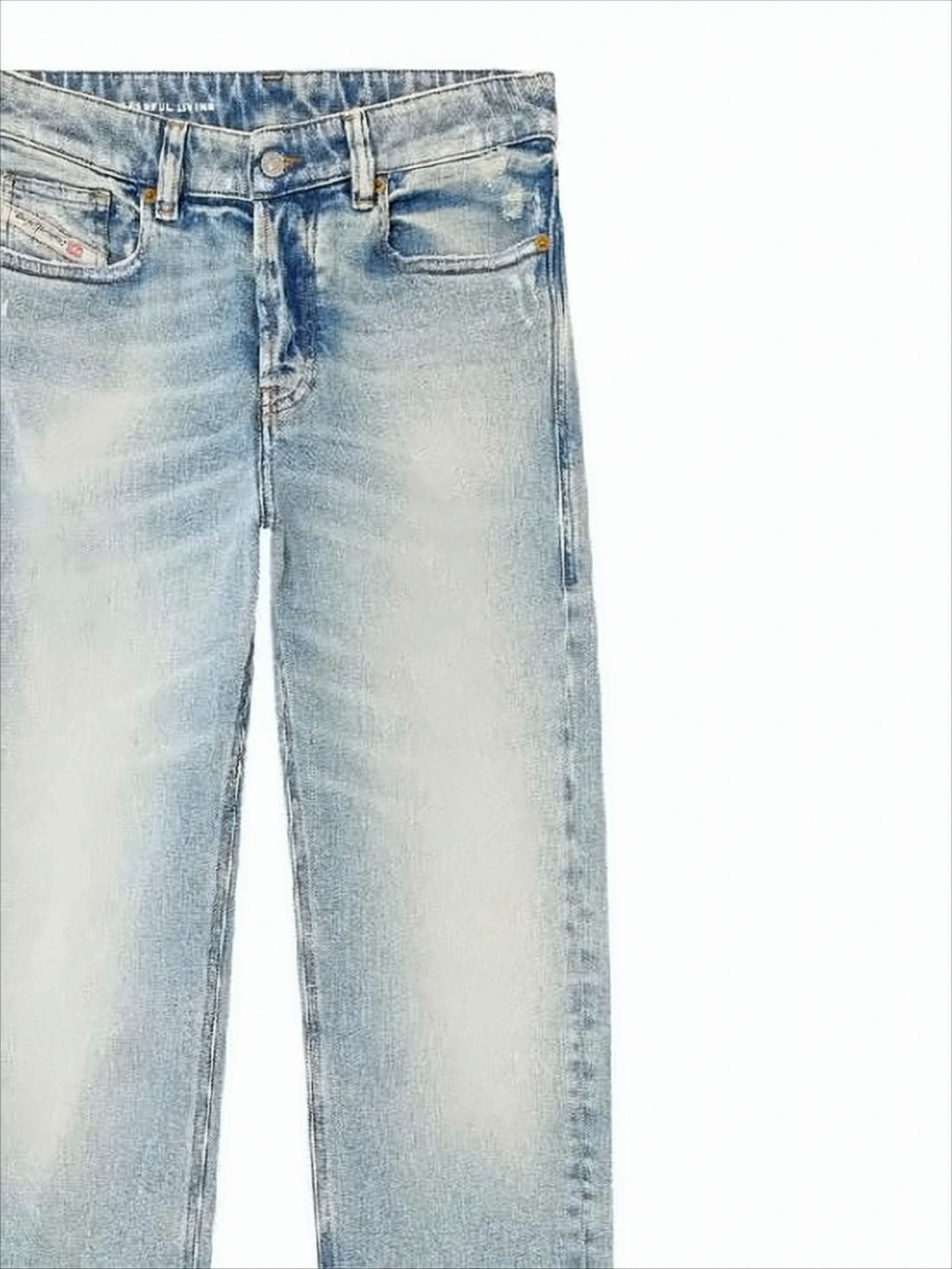 Light-Wash Denim Jeans with Classic Five-Pocket Styling