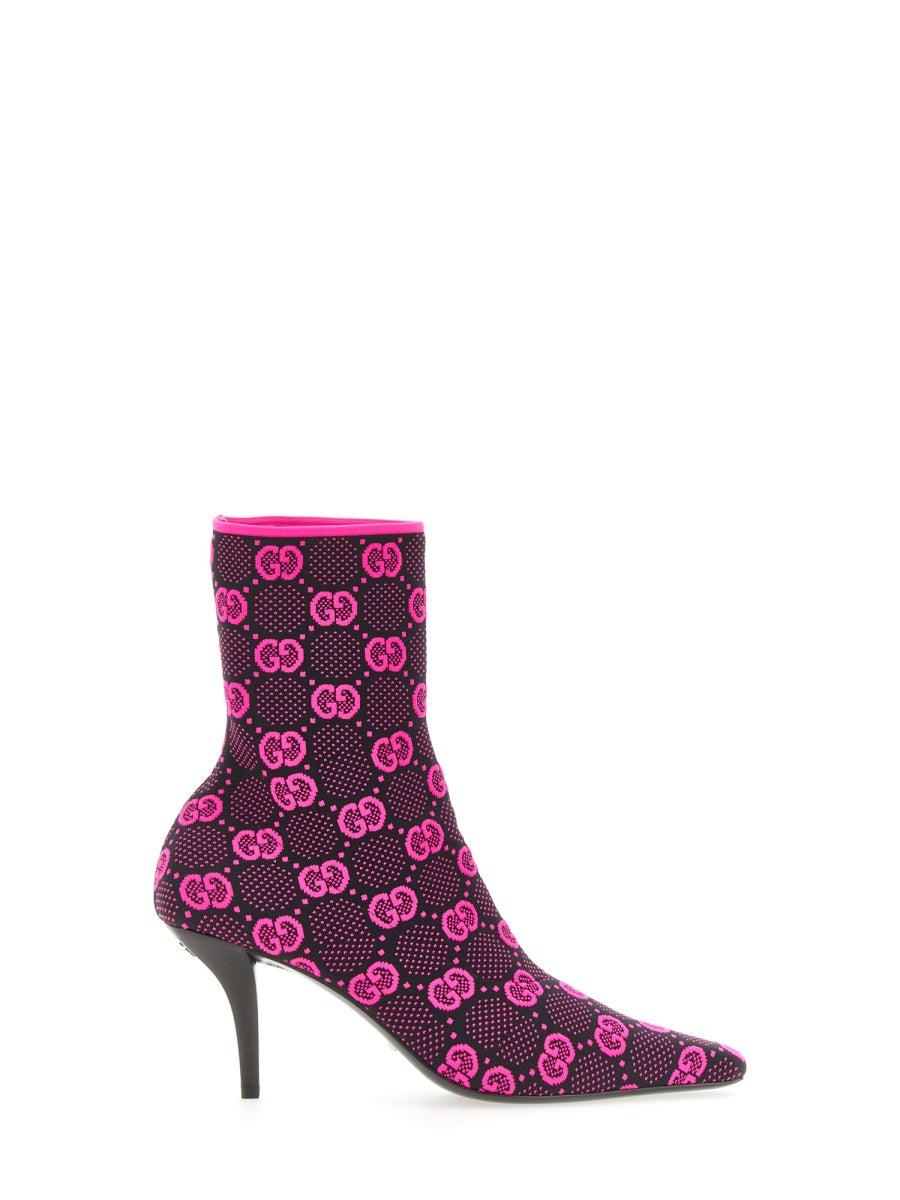 Knitted Medium Heel Boots with Contemporary Design