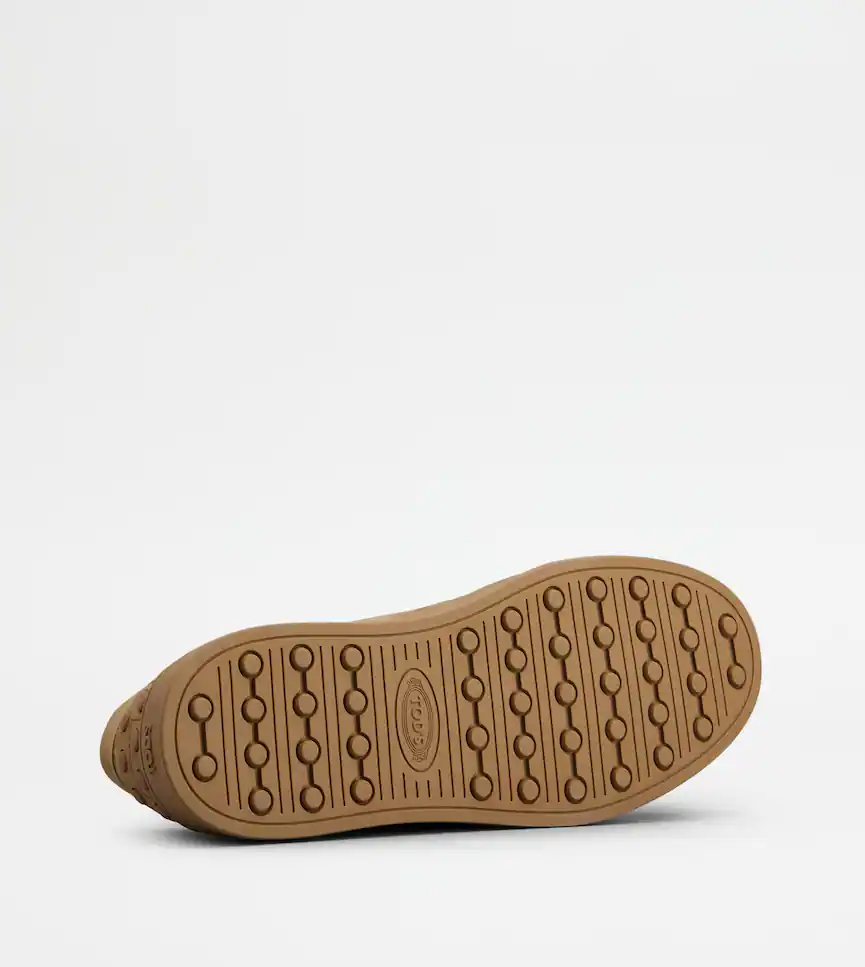 Cassetta 04L Sneakers In Smooth Goat Leather