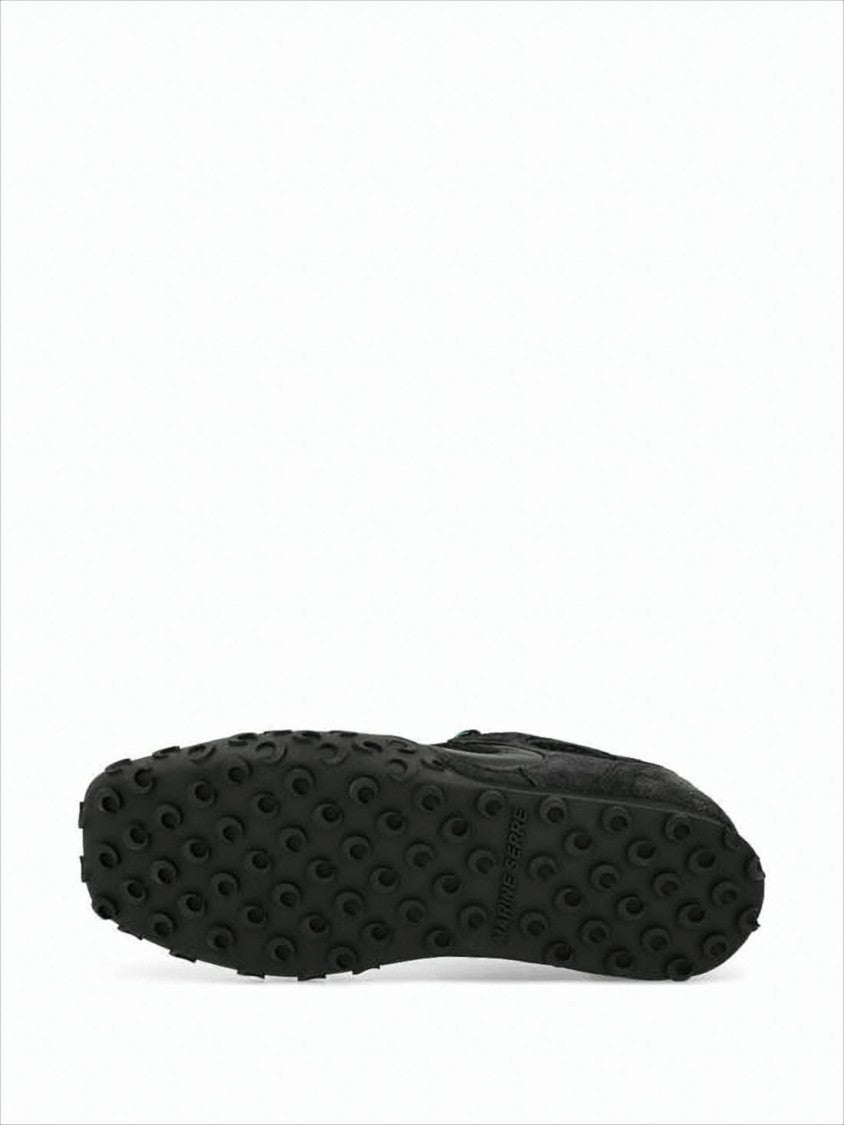 Low-Profile Sneakers with Textured Upper and Distinctive Sole