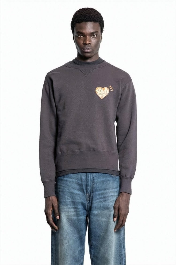 Long-Sleeve Sweatshirt with Graphic Accents and Relaxed Fit