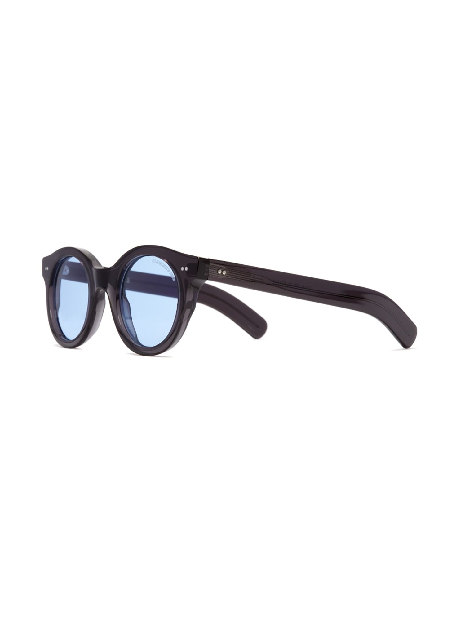 Bold Oversized Cat-Eye Sunglasses With Glossy Finish