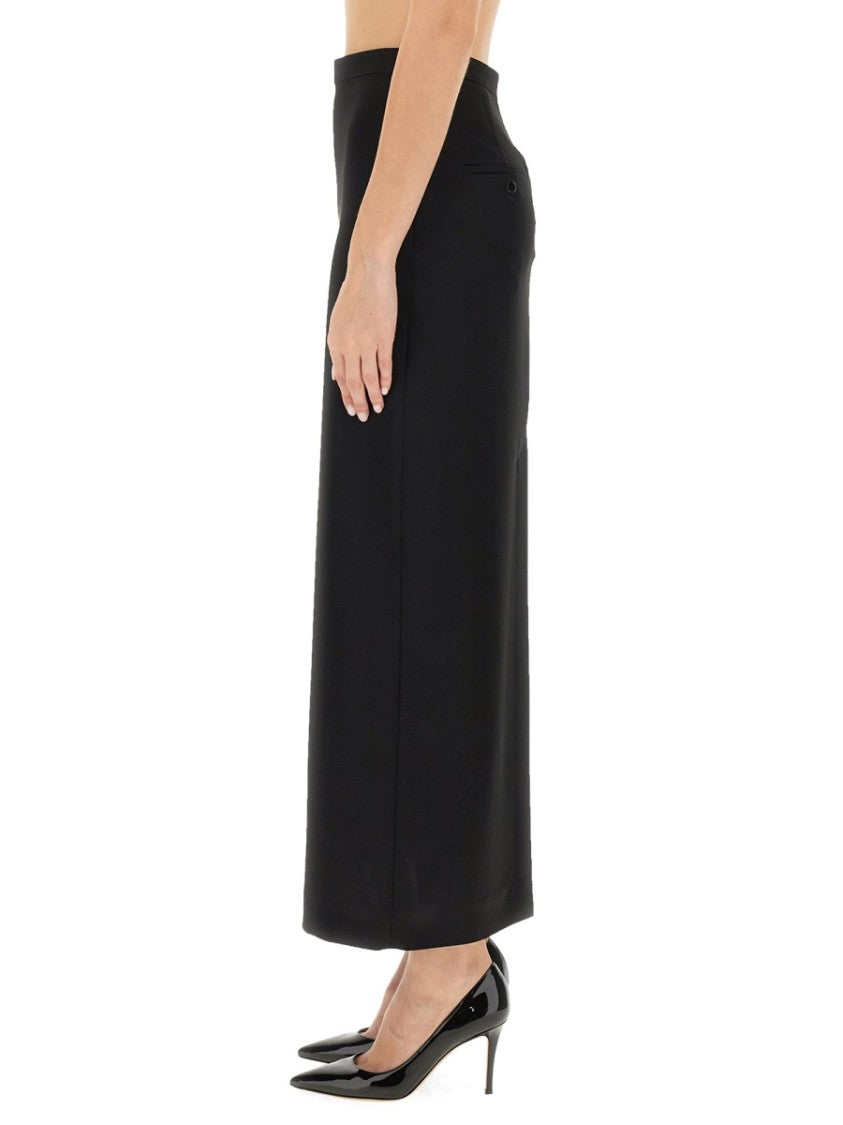 Elegant Long Skirt With Subtle Back Slit