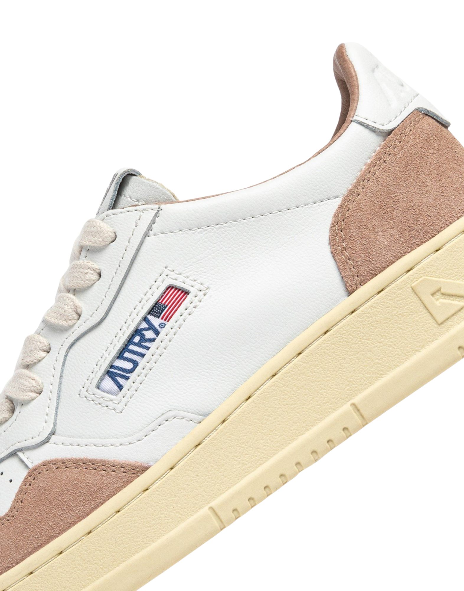 Medalist Low Women’s White/Rose Sneakers