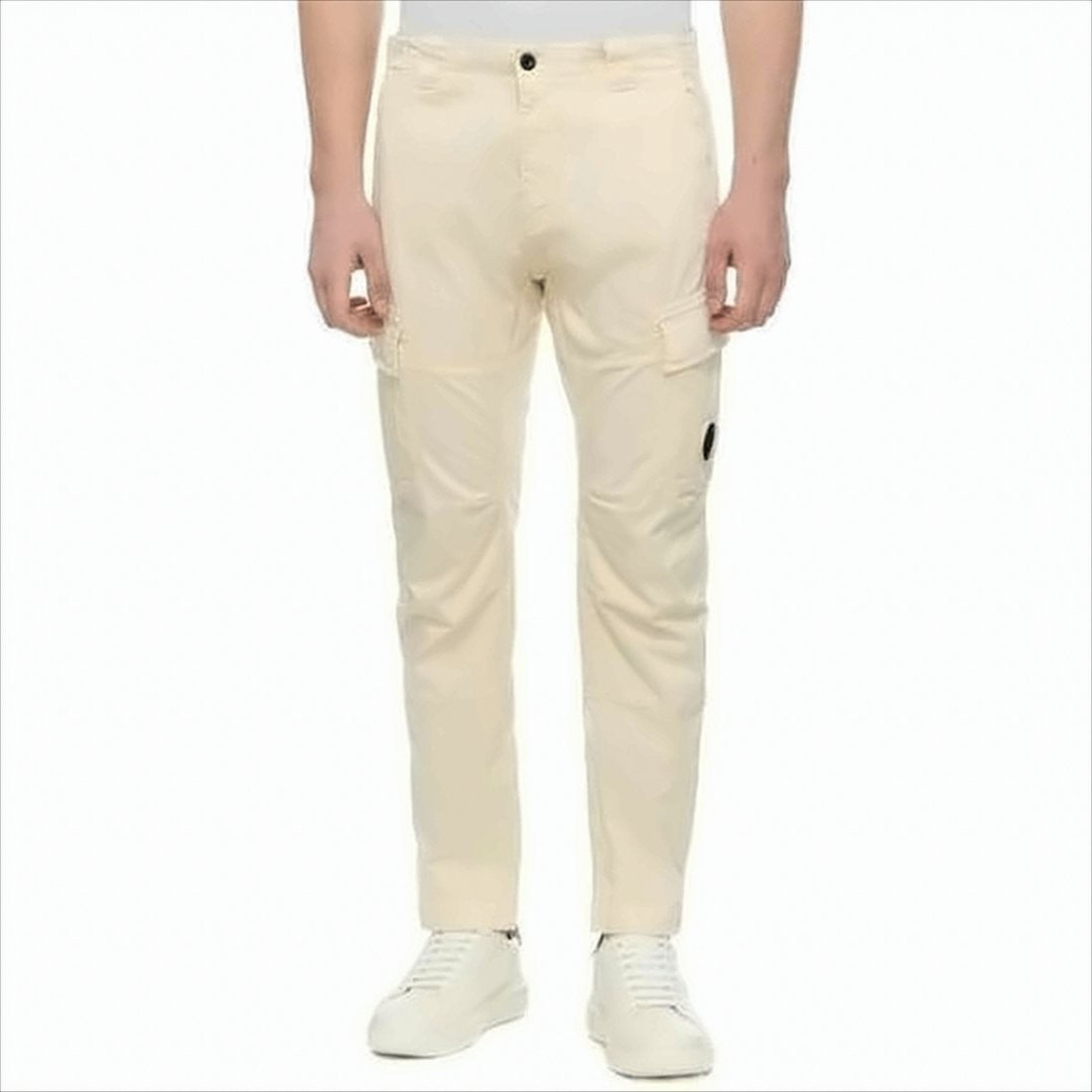 Slim-Fit Cargo Pants With Flap Pockets And Minimalist Design