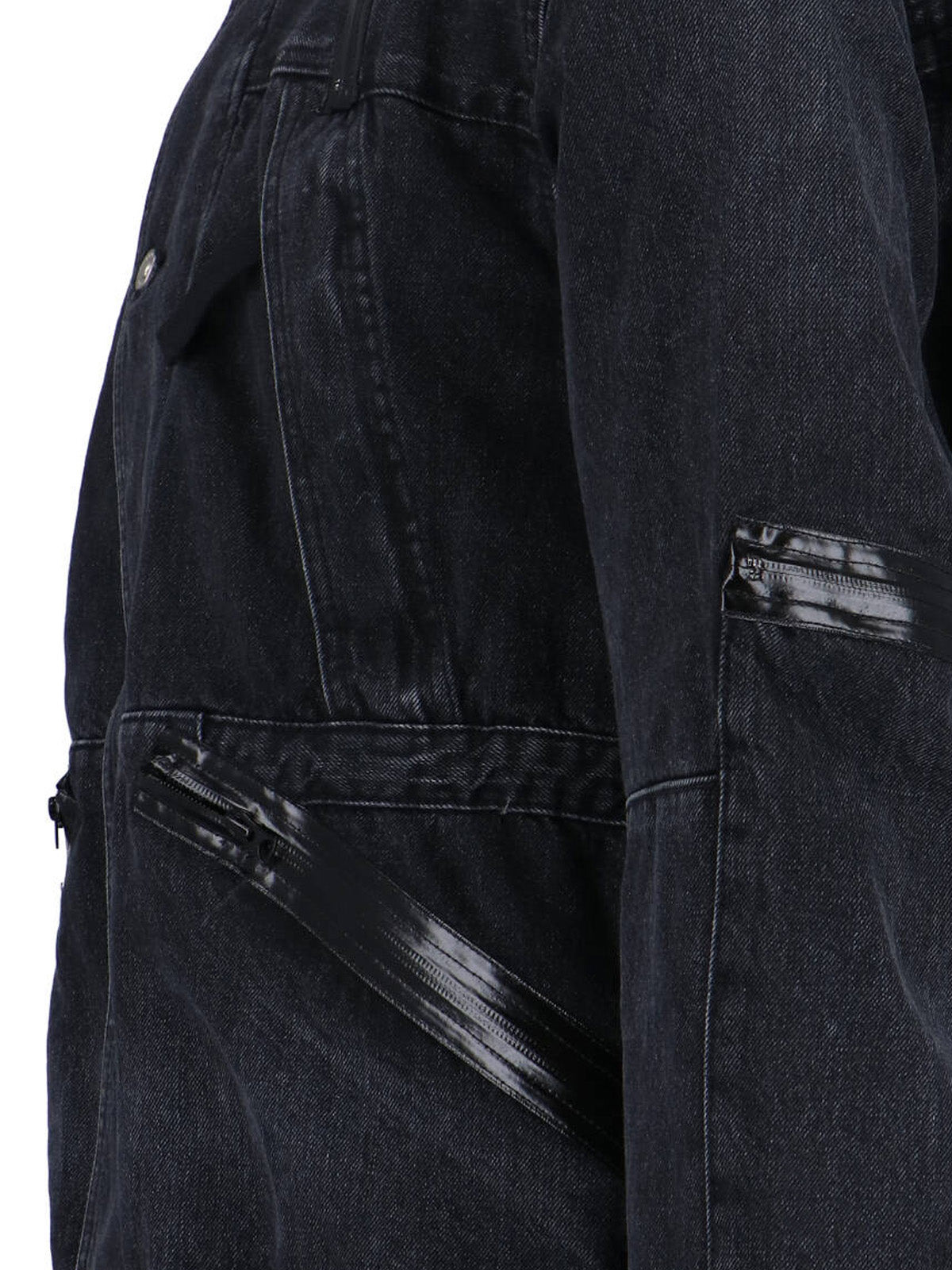 Structured Black Jacket With High Collar And Zipper Closure