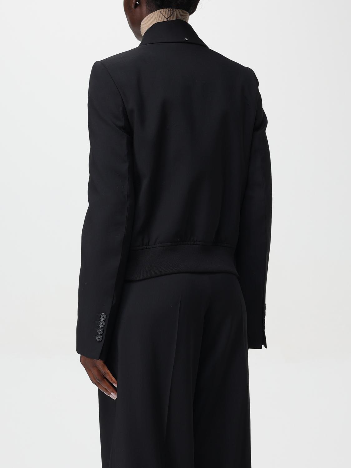 Structured Black Denim Jacket With Classic Collar And Utility Pockets