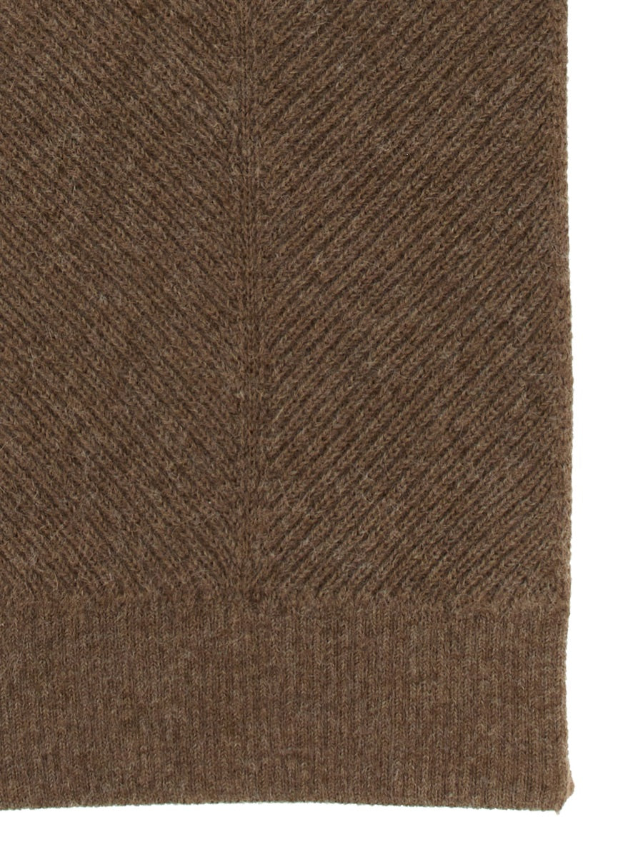 Ribbed Edge Alpaca Scarf with Timeless Design