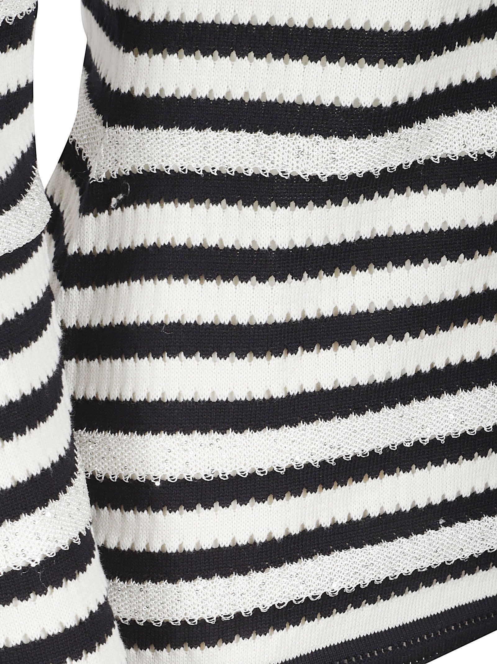 V-Neck Fitted Sweater with Striped Pattern