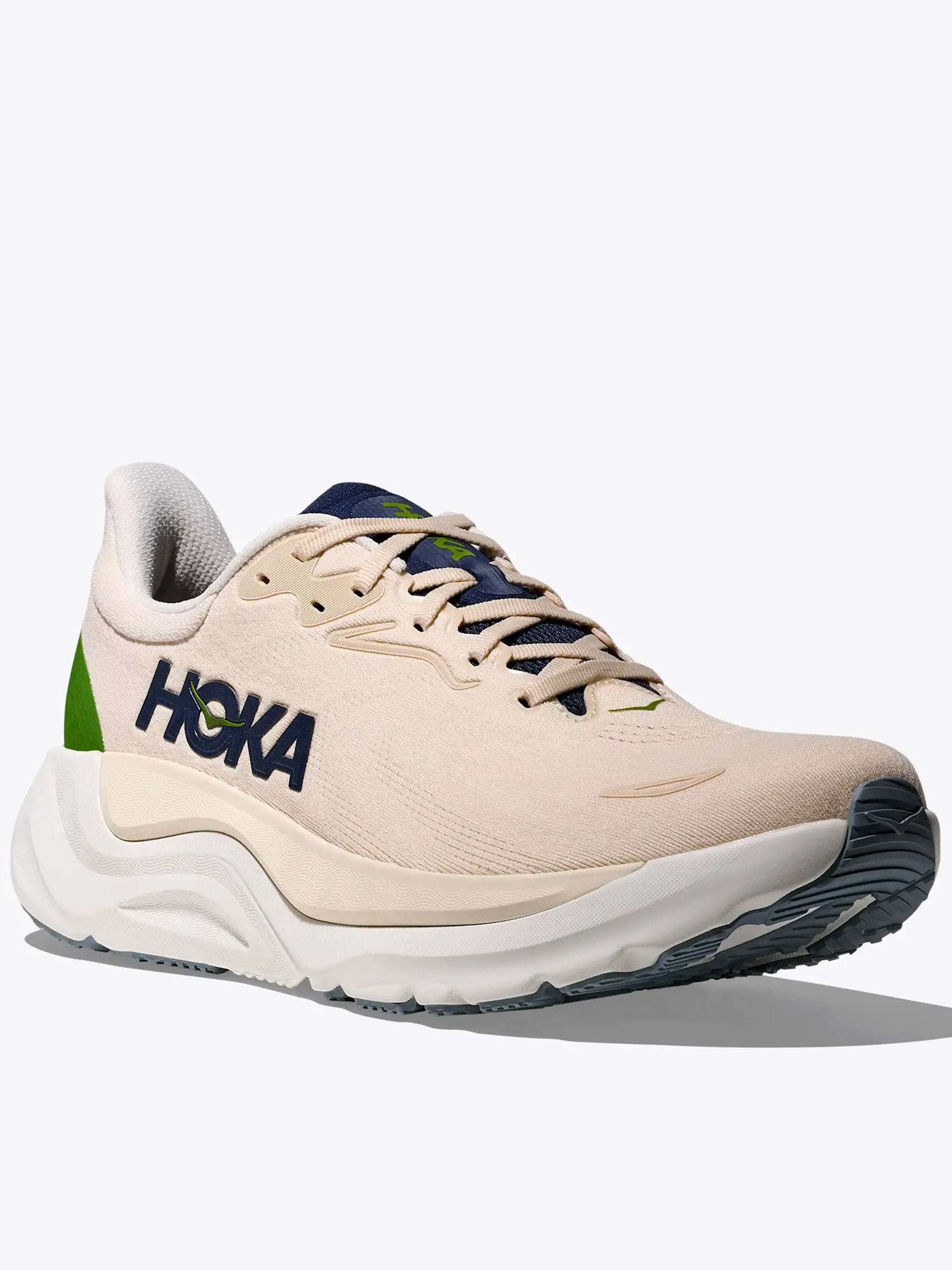 Beige Arahi 8 Cushioned Running Sneakers