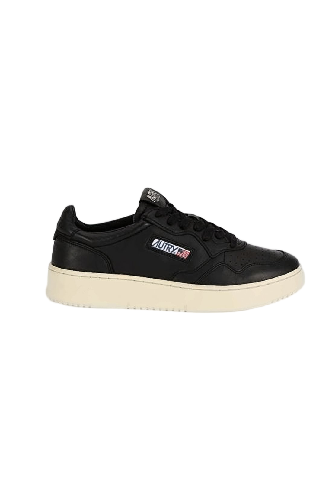 Niskie sneakersy z perforacjami