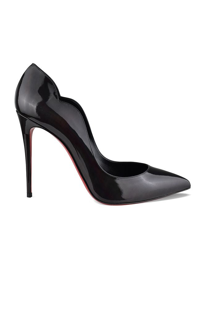 Curved Opening Black Patent Leather Pumps