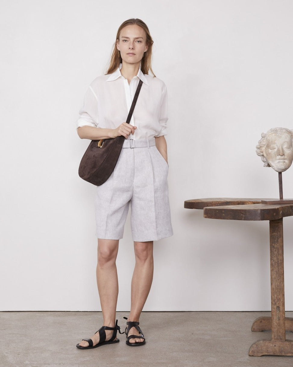 High-Waisted Beige Shorts With Permanent Pleat