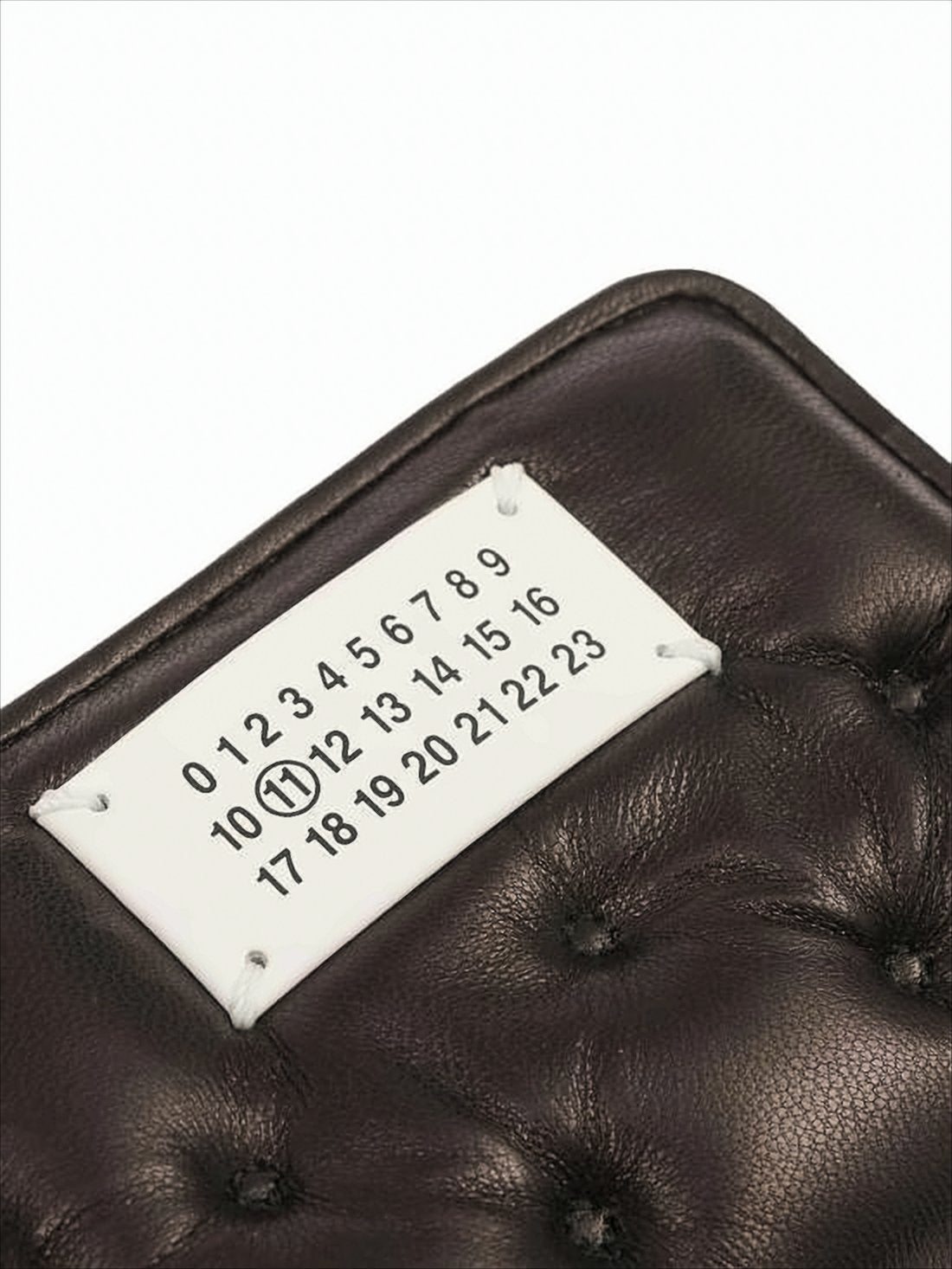Tufted Lambskin Leather Wallet With Keyring