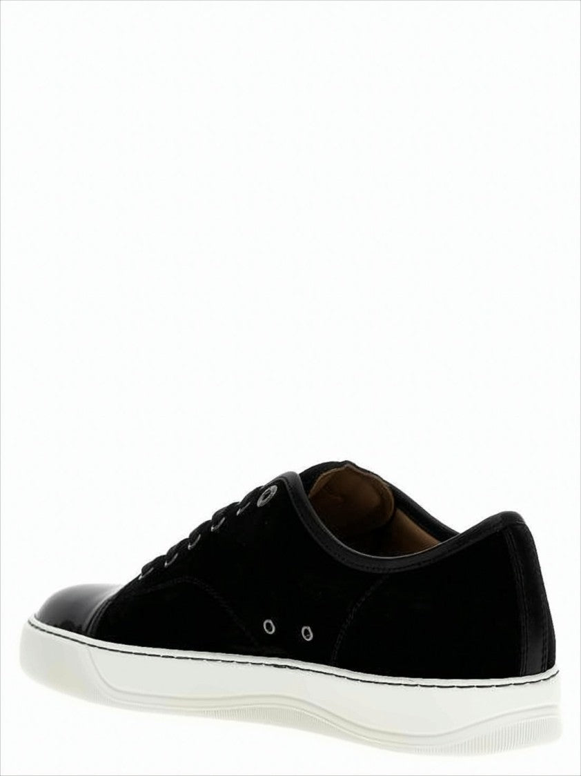 Black Sneakers with Toe Cap