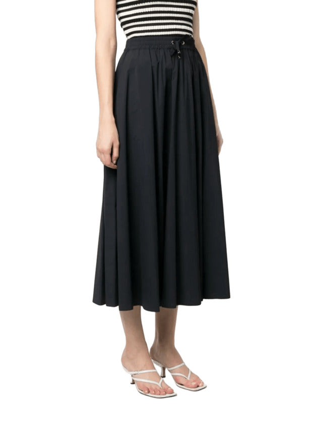 Flowing Black Midi Skirt with Elastic Waistband