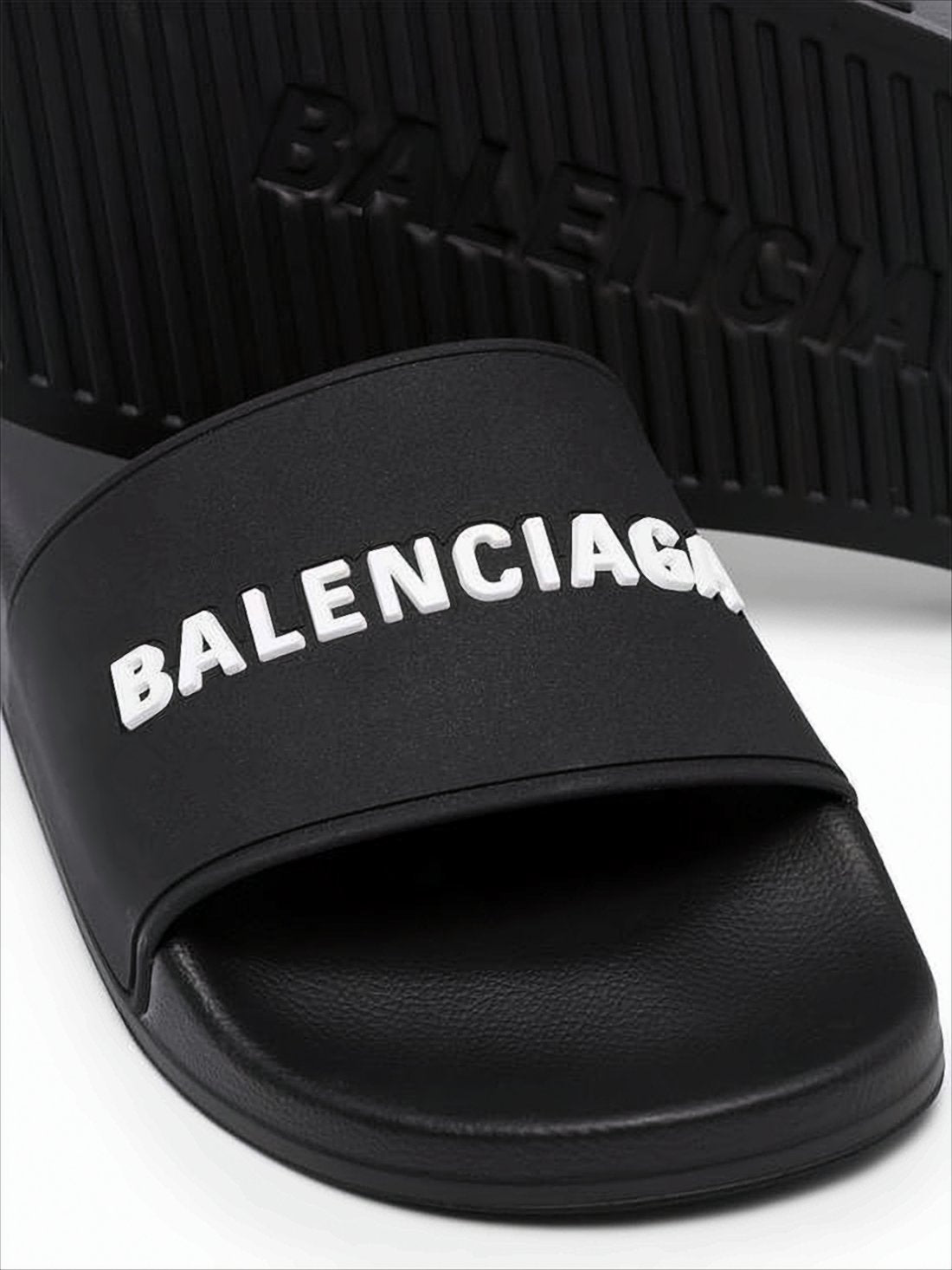 Contemporary Black Rubber Slide Sandals With Embossed Branding