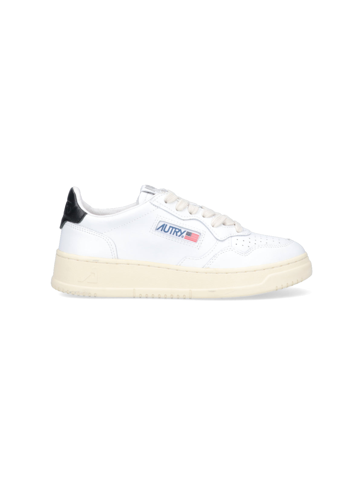 "Medalist" Low Sneakers, In White Leather