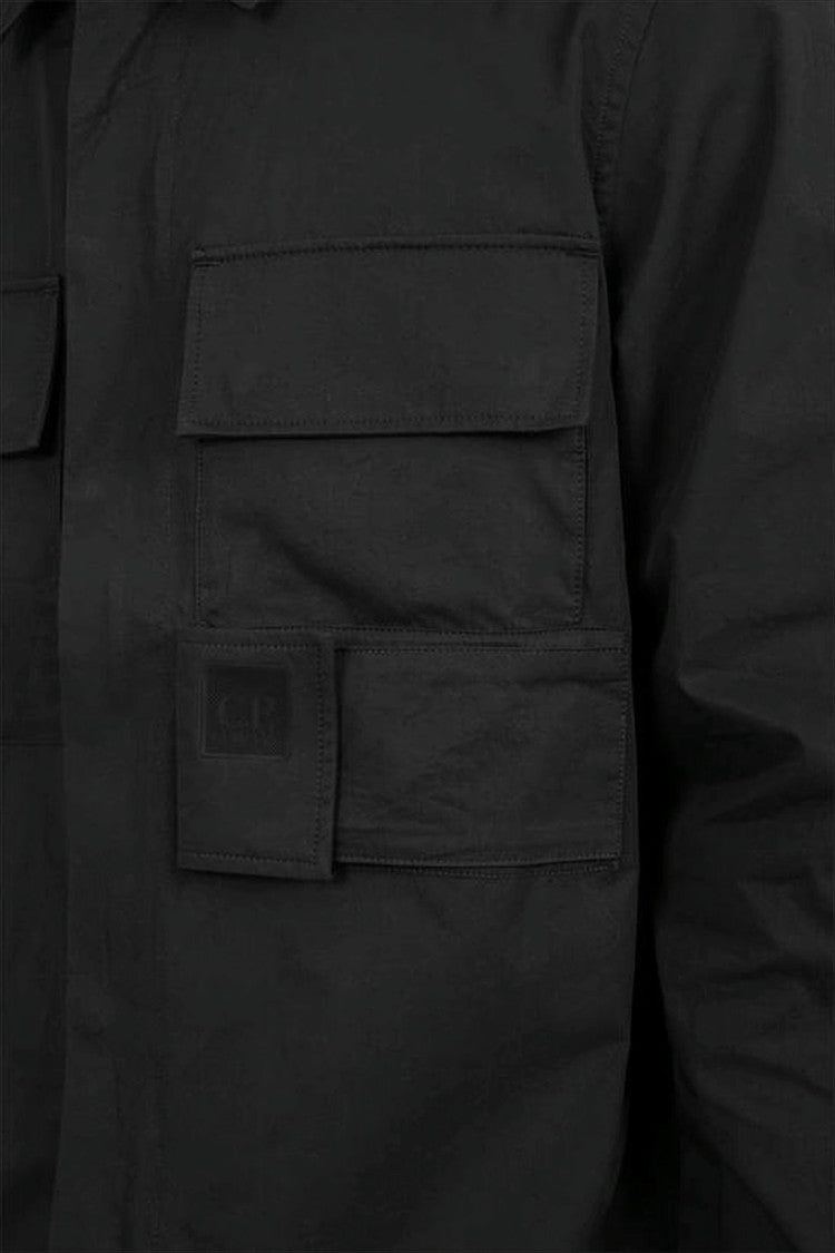 Black Long-Sleeve Shirt With Classic Collar And Utility Pockets