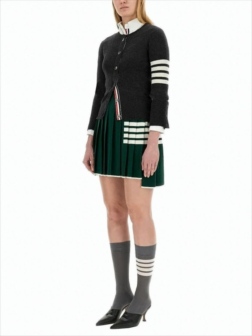 Fitted Cashmere Cardigan with Contrasting Stripes