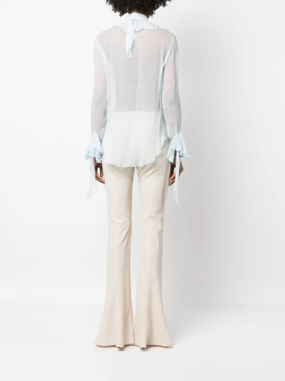 Tailored Classic Shirt With Structured Collar And Button-Down Front