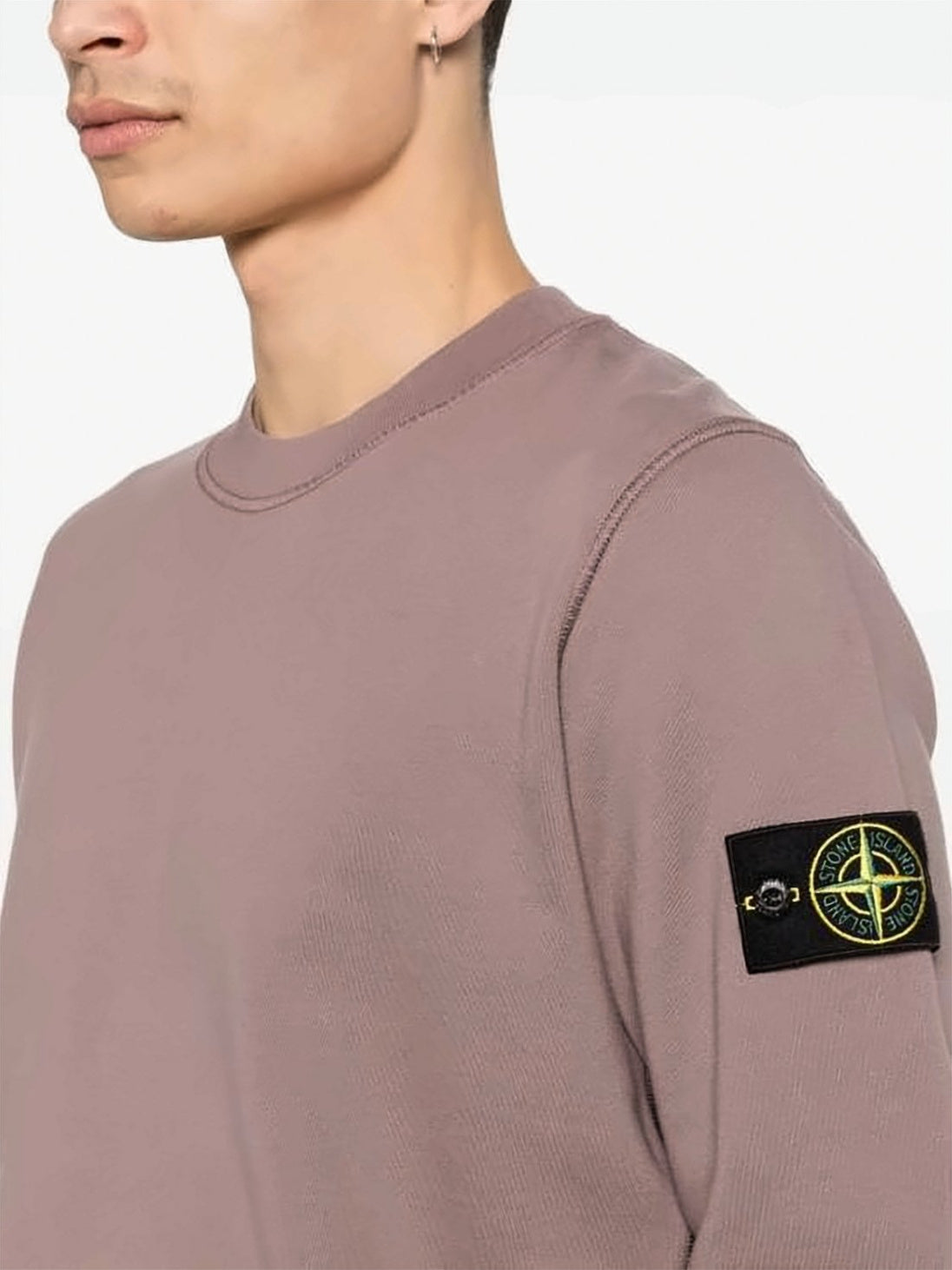 Relaxed-Fit Long-Sleeve Sweatshirt with Distinctive Patch